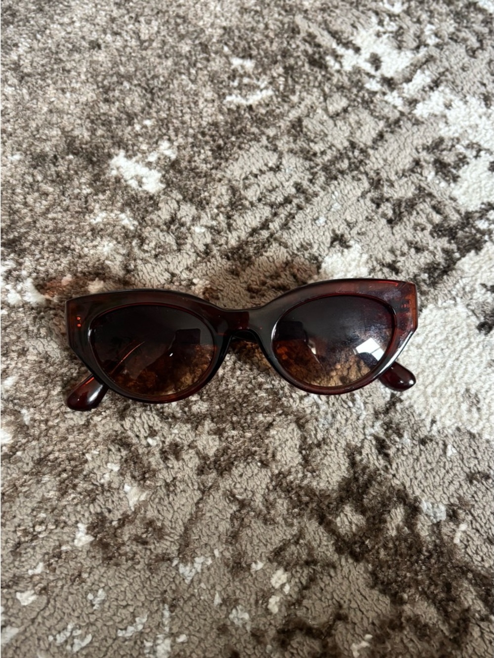 Retro Cat Eye Sunglasses - Tortoiseshell Brown